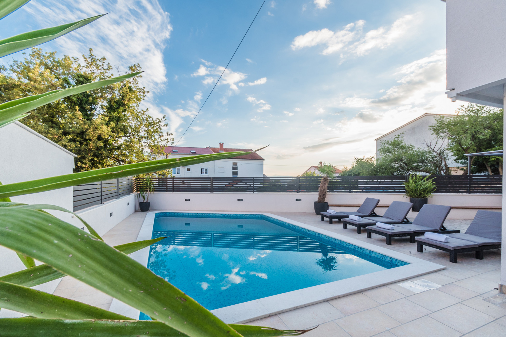 Lijepi i komforni apartmani za va&scaron; savr&scaron;en odmor - S PREKRASNIM POGLEDOM NA JADRANSKO  MORE I OTOK KRK, Villa Bodulka Crikvenica Crikvenica